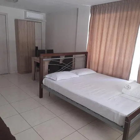 Indigo Luxury Apartments Olympiakí Aktí Chambre photo